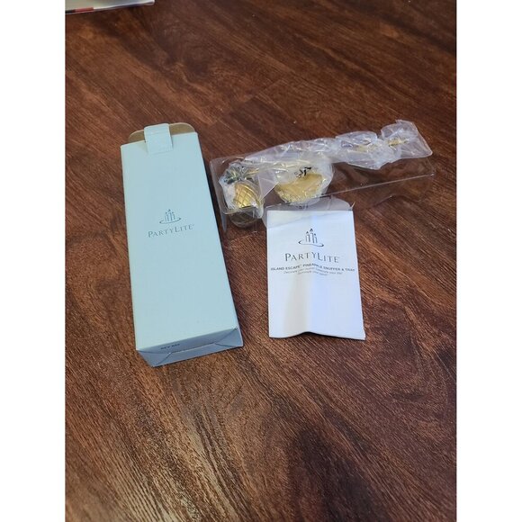 Partylite Island Escape Pineapple Snuffer and Tray NEW - Picture 1 of 3